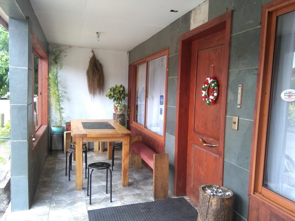 Hostal Maitahue Pucon Exterior photo